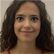 Laureata in Rel. Int. a Sciences Po Paris , offro lezioni dinamiche e su misura di francese, spagnolo e inglese.